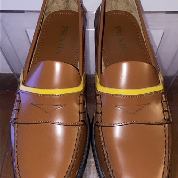 Prada Loafers 10 UK (44 EU) - Picture 3 of 7
